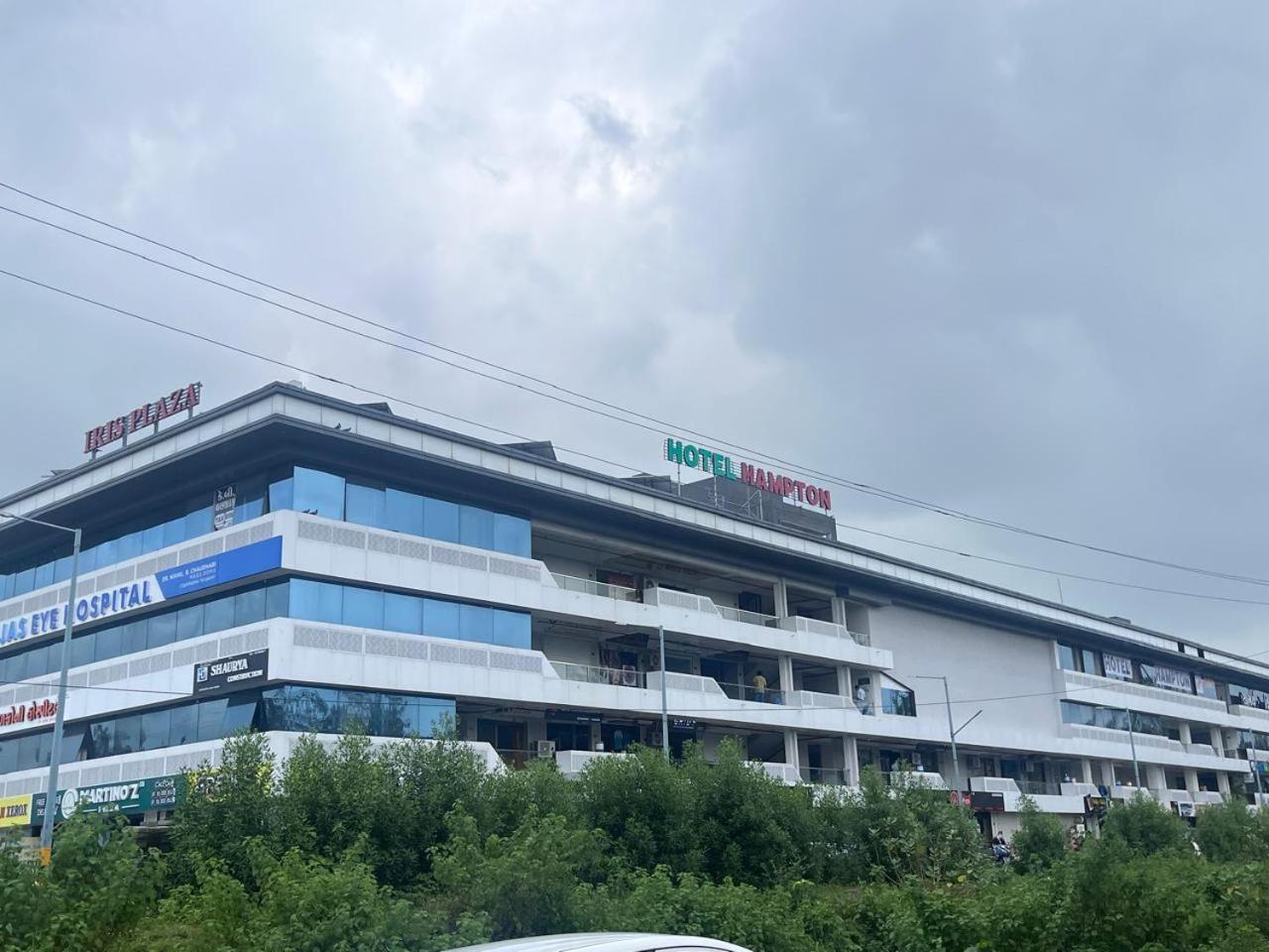 Hotel Hampton Vyara Εξωτερικό φωτογραφία